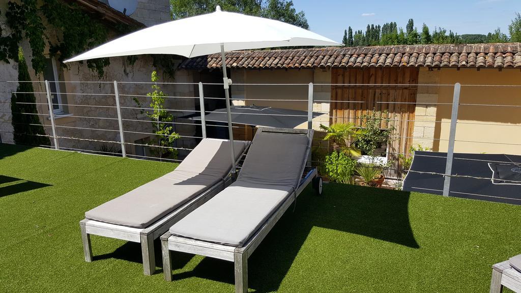 Maison D'Hotes L'Arbre Rouge Génissac Kültér fotó