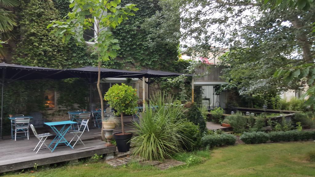 Maison D'Hotes L'Arbre Rouge Génissac Kültér fotó